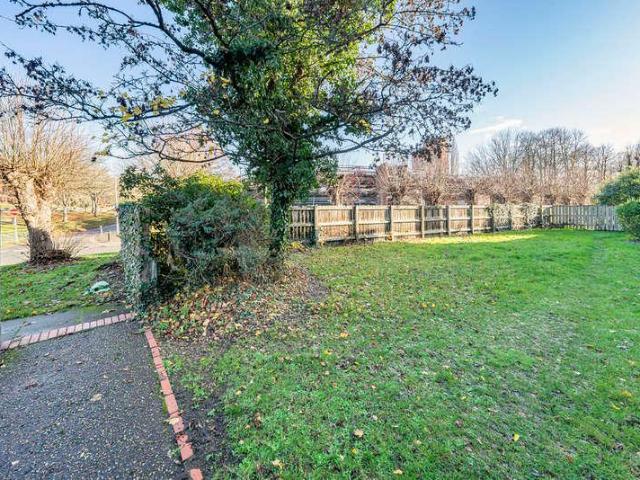 Flat for sale in Greater London