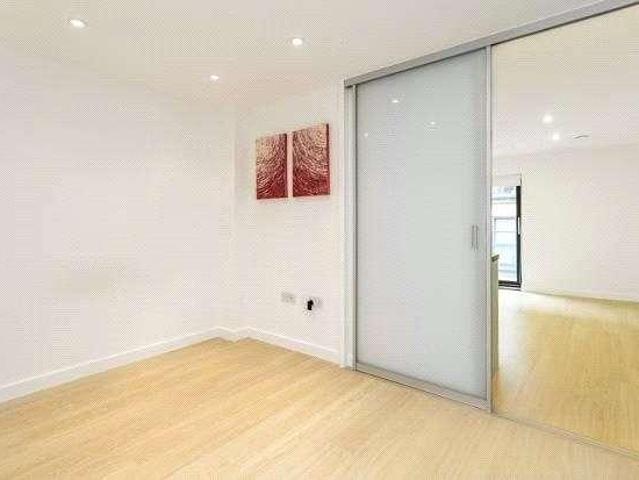 Flat for sale in London Borough of Lewisham, Greater London