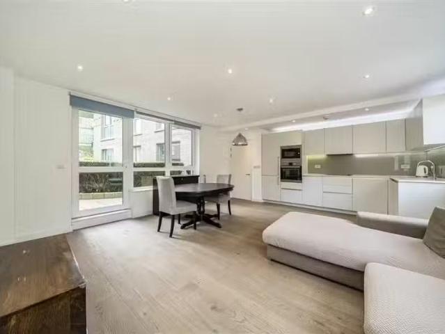 House for sale in Blackheath Park, Kidbrooke