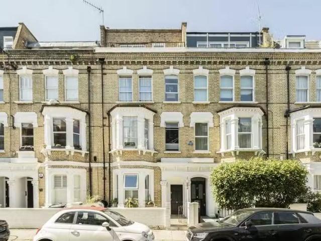 House for sale in Sands End, Fulham