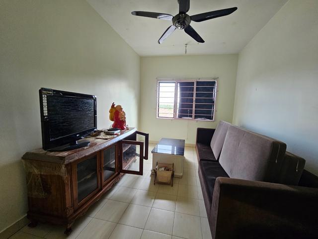 Apartment for sale in Malaka
