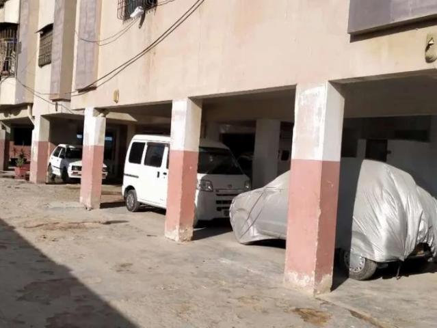 Apartment for sale in Sector 15-A/4, کراچی ڈویژن