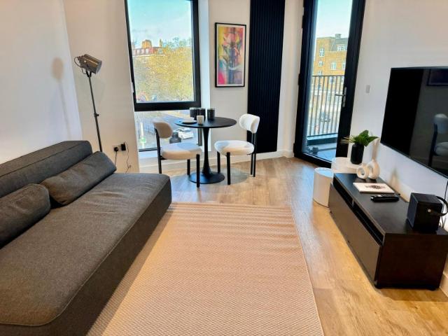 Apartment for rent in Limehouse, Greater London