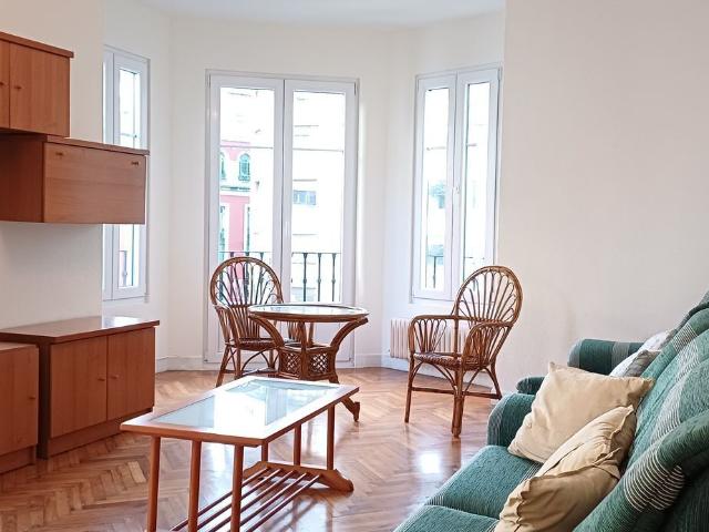 Apartamento en alquiler en Centro, Zaragoza