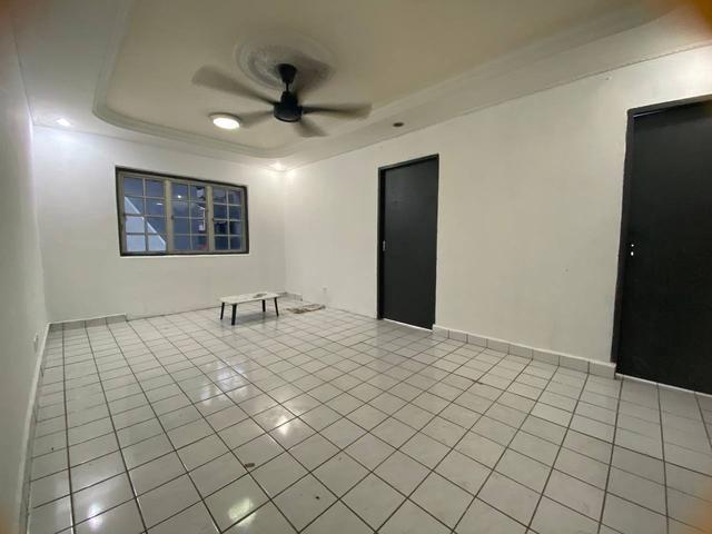 Flat for sale in Kota Damansara, Petaling Jaya