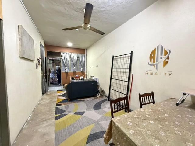Flat for sale in Wellesley, Penang
