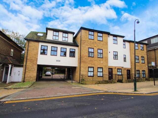 Apartment for rent in Epping, Essex