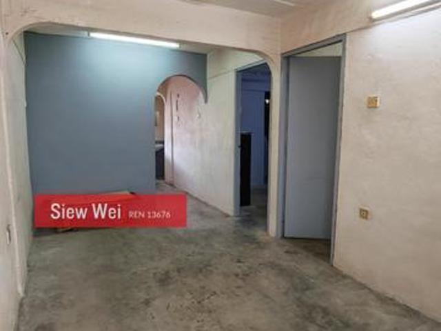 Flat for sale in Wellesley, Penang