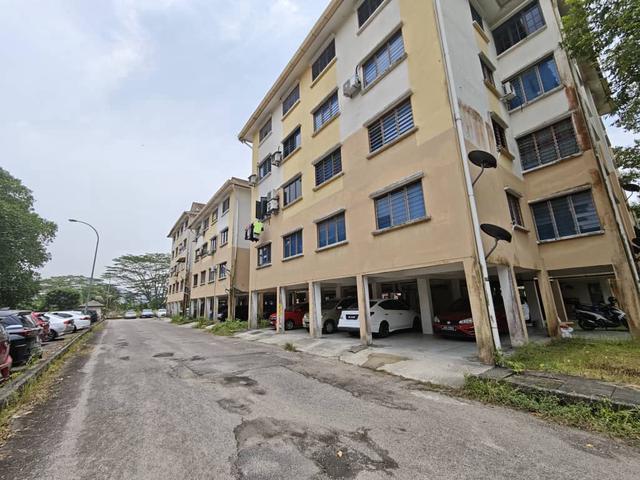 Flat for sale in Bukit Ledang, Johor