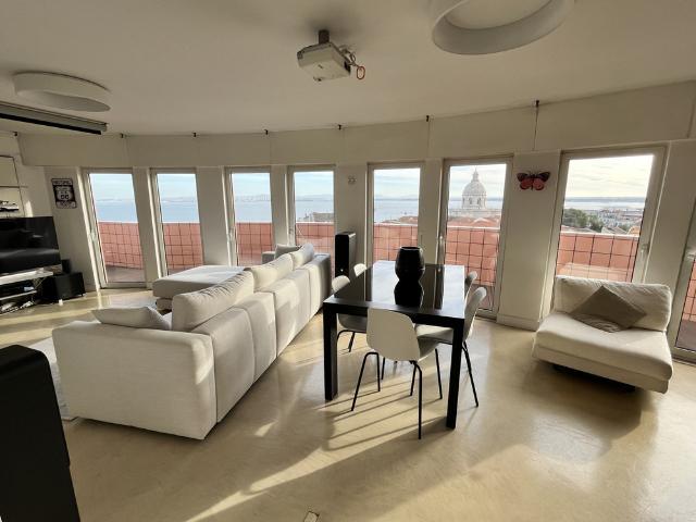 Apartamento alugar em São Vicente de Fora, Lisboa
