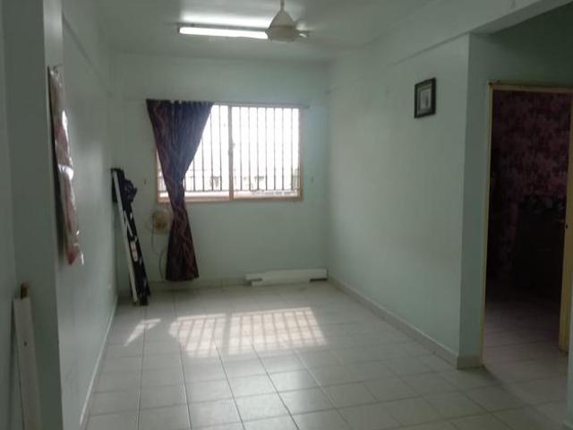 Flat for sale in Bandar Butterworth, Seberang Perai