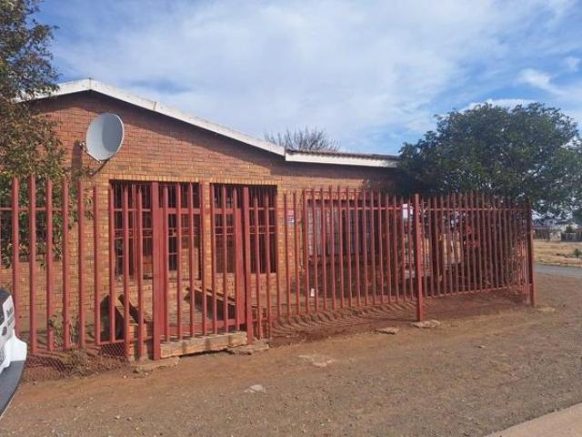 Property for rent in Queenstown, Eastern Cape
