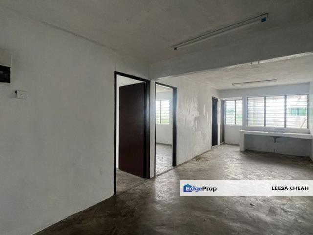 Flat for sale in Wellesley, Penang