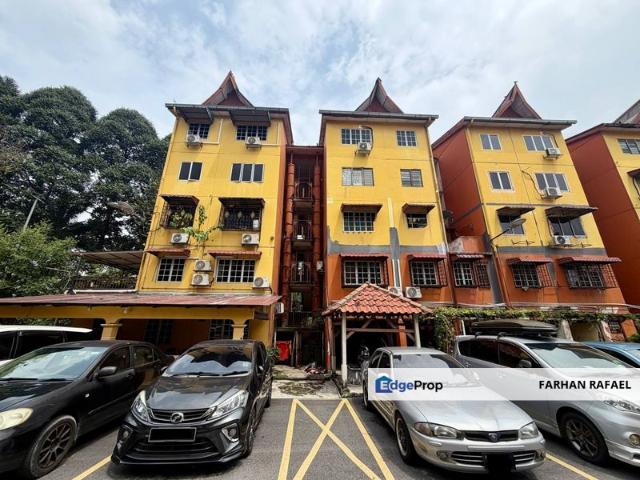 Flat for sale in Petaling, Damansara Damai