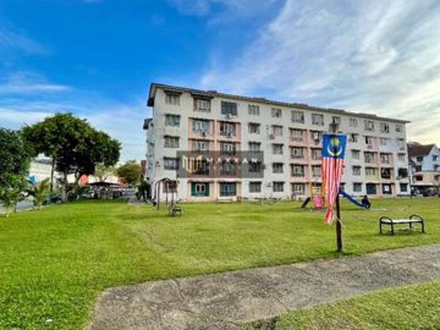 Flat for sale in Wellesley, Penang