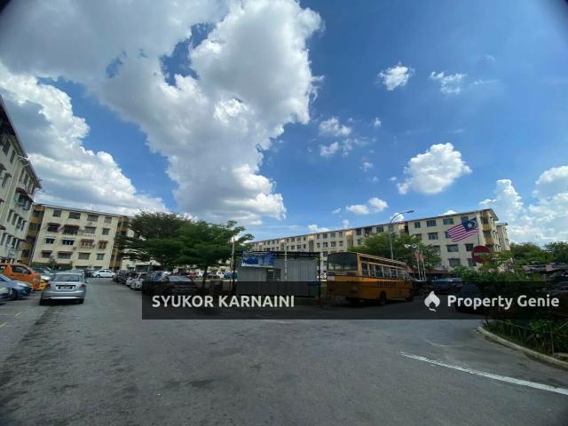 Flat for sale in Kajang, Langat