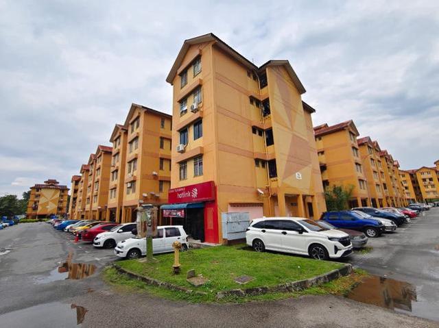 Flat for sale in Bukit Ledang, Johor