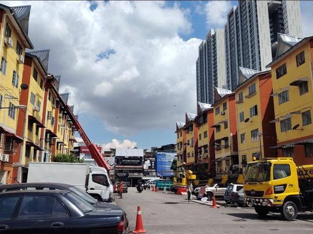 Flat for sale in Petaling Jaya, Petaling