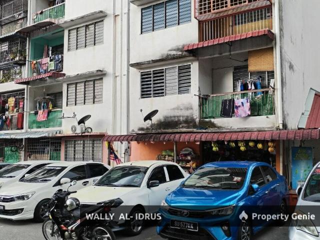 Flat for sale in Petaling, Alam Impian