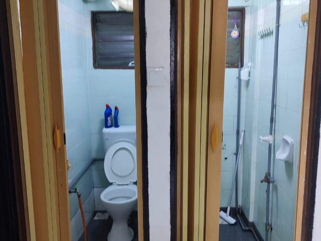 Room for rent in Petaling, Alam Impian