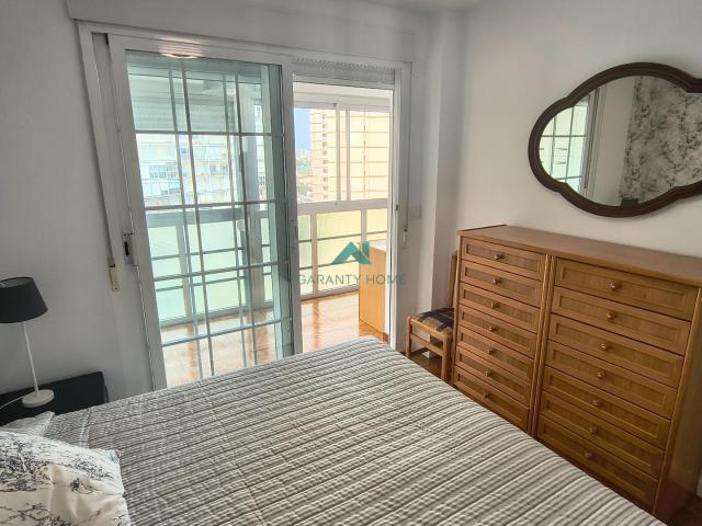 Apartamento en alquiler en Laredo