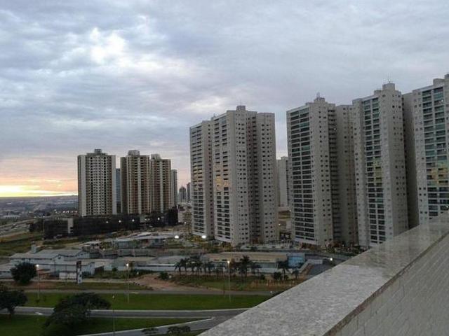 Apartamento venda em Região Geográfica Imediata do Distrito Federal, Região Integrada de Desenvolvimento do Distrito Federal e Entorno