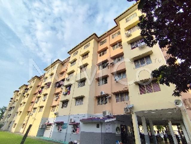 Flat for sale in Kuala Selangor, Selangor