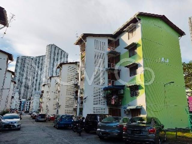 Flat for sale in Barat Daya, George Town