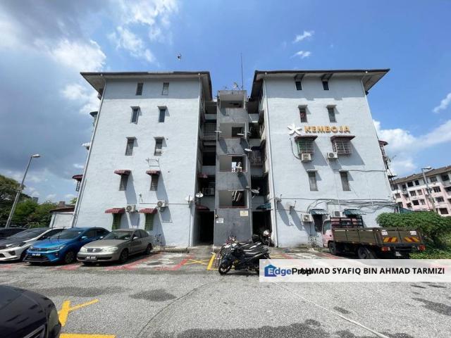 Flat for sale in Petaling, Subang Jaya
