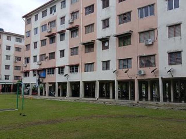 Flat for sale in Petaling, Alam Impian