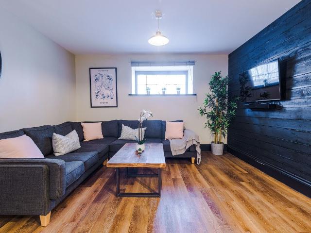 Apartment for rent in Bede Island, Leicester