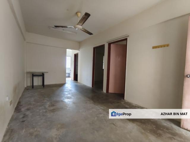 Flat for sale in Kajang, Langat
