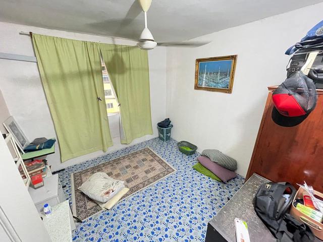 Flat for sale in Petaling, Damansara Damai