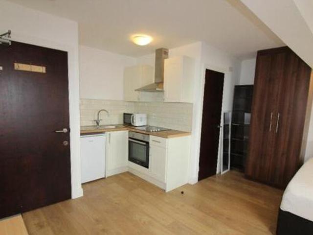 House for rent in Lyons, Greater London