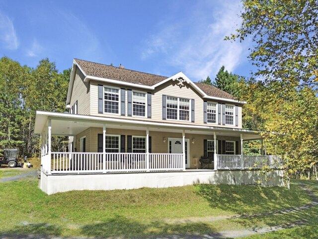 House for sale in Saint Agatha, Maine