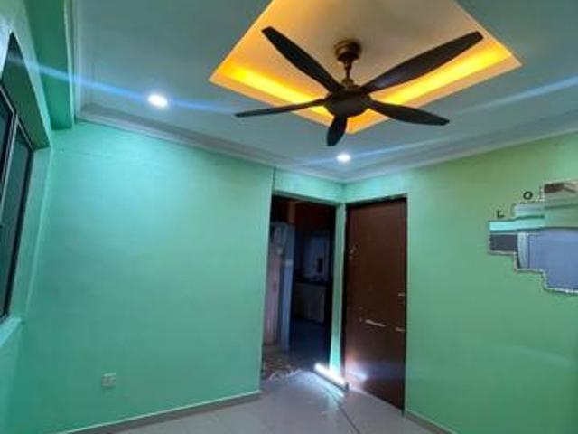 Flat for sale in Wellesley, Penang