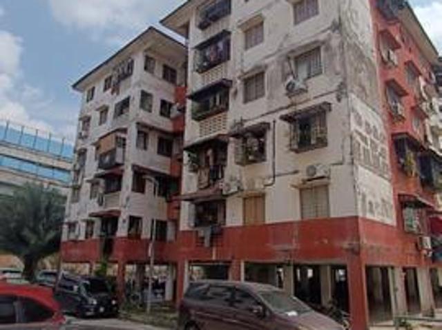 Flat for sale in Petaling, Damansara Damai