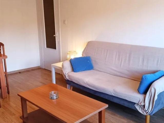 Apartamento en alquiler en El Milán, Oviedo