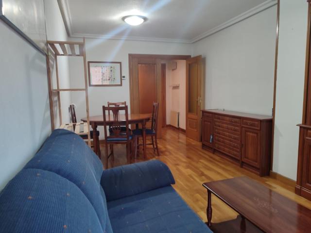 Apartamento en alquiler en Oviedo, Asturias
