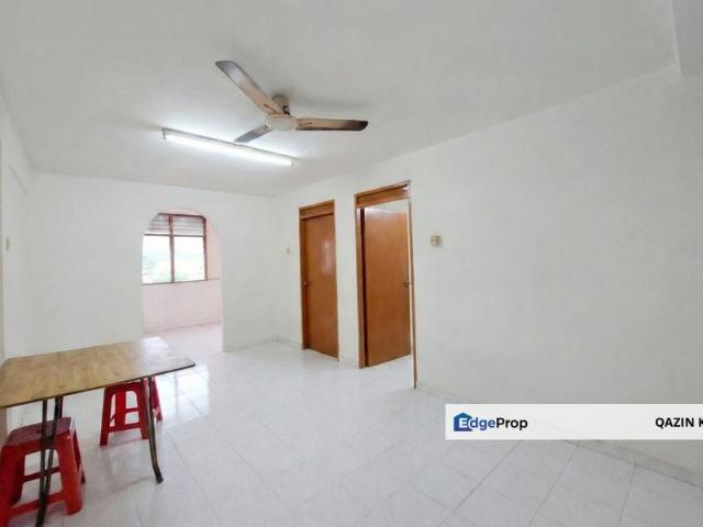 Flat for sale in Taman Pakatan, Majlis Bandaraya Ipoh