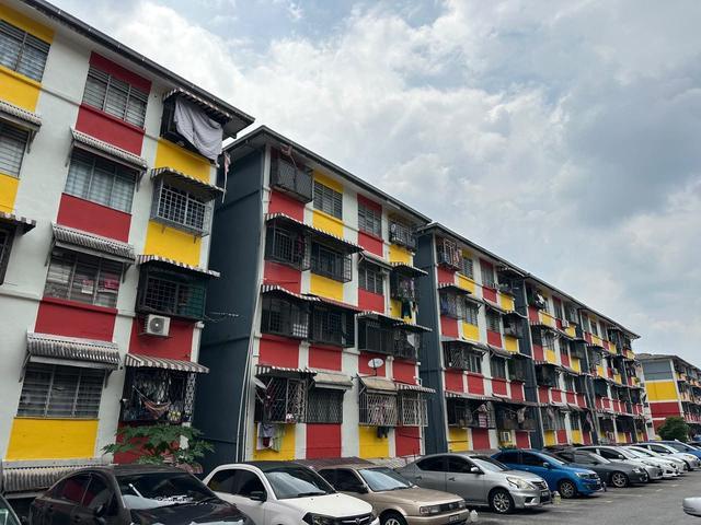 Flat for sale in Country Heights Damansara, Kuala Lumpur