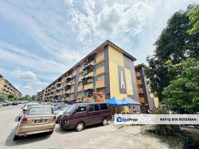 Flat for sale in Langat, Selangor