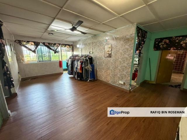 Flat for sale in Langat, Selangor