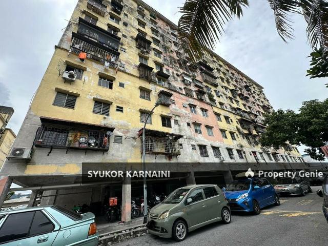 Flat for sale in Langat, Selangor