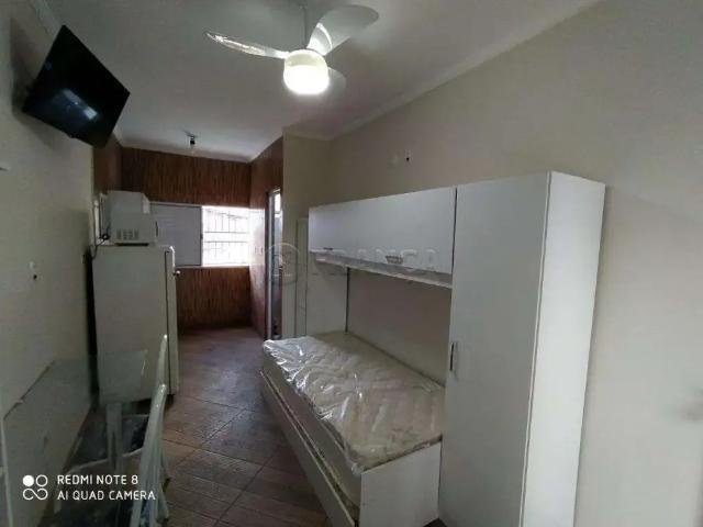 Flat aluguel em Região Imediata de São José dos Campos, Região Metropolitana do Vale do Paraíba e Litoral Norte