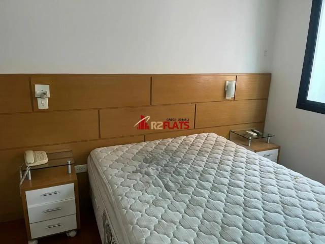 Flat aluguel em Indianópolis, São Paulo
