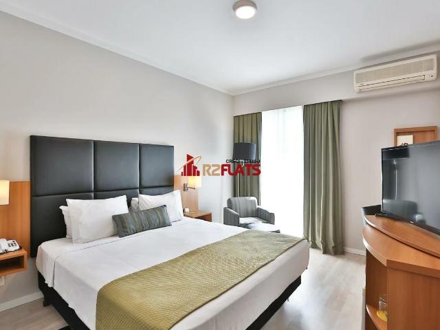 Flat aluguel em Indianópolis, São Paulo