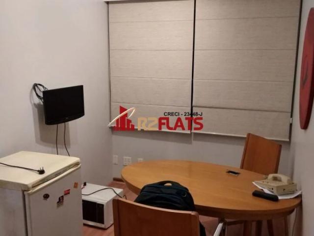 Flat aluguel em Indianópolis, São Paulo