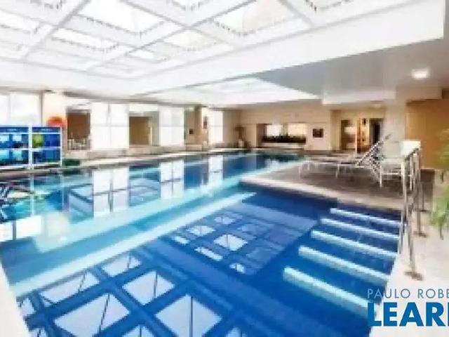 Flat venda em Região Imediata de São Paulo, Região Metropolitana de São Paulo