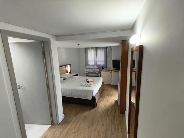 Flat venda em Centro, Curitiba